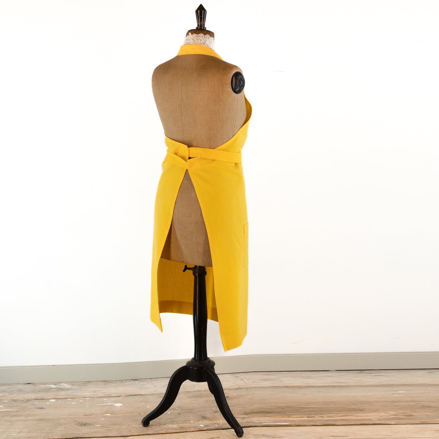 Large yellow cook's apron, dyed vintage French linen - baking, cooking, gardening, chef's, gift, unisex, barbecue