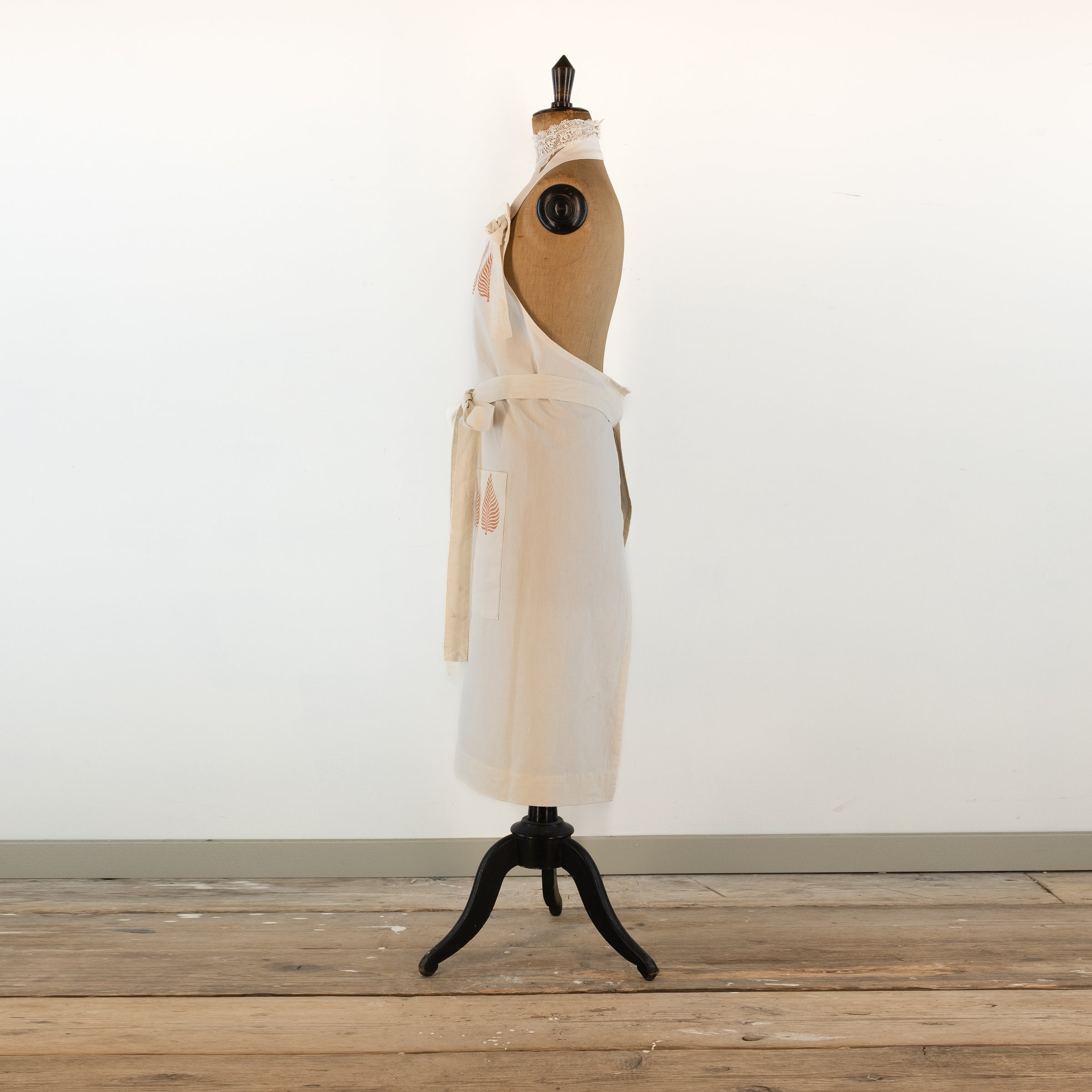 Large Leaf printed cook's apron, dyed vintage French linen - baking, cooking, gardening, chef's, gift, unisex, barbecue