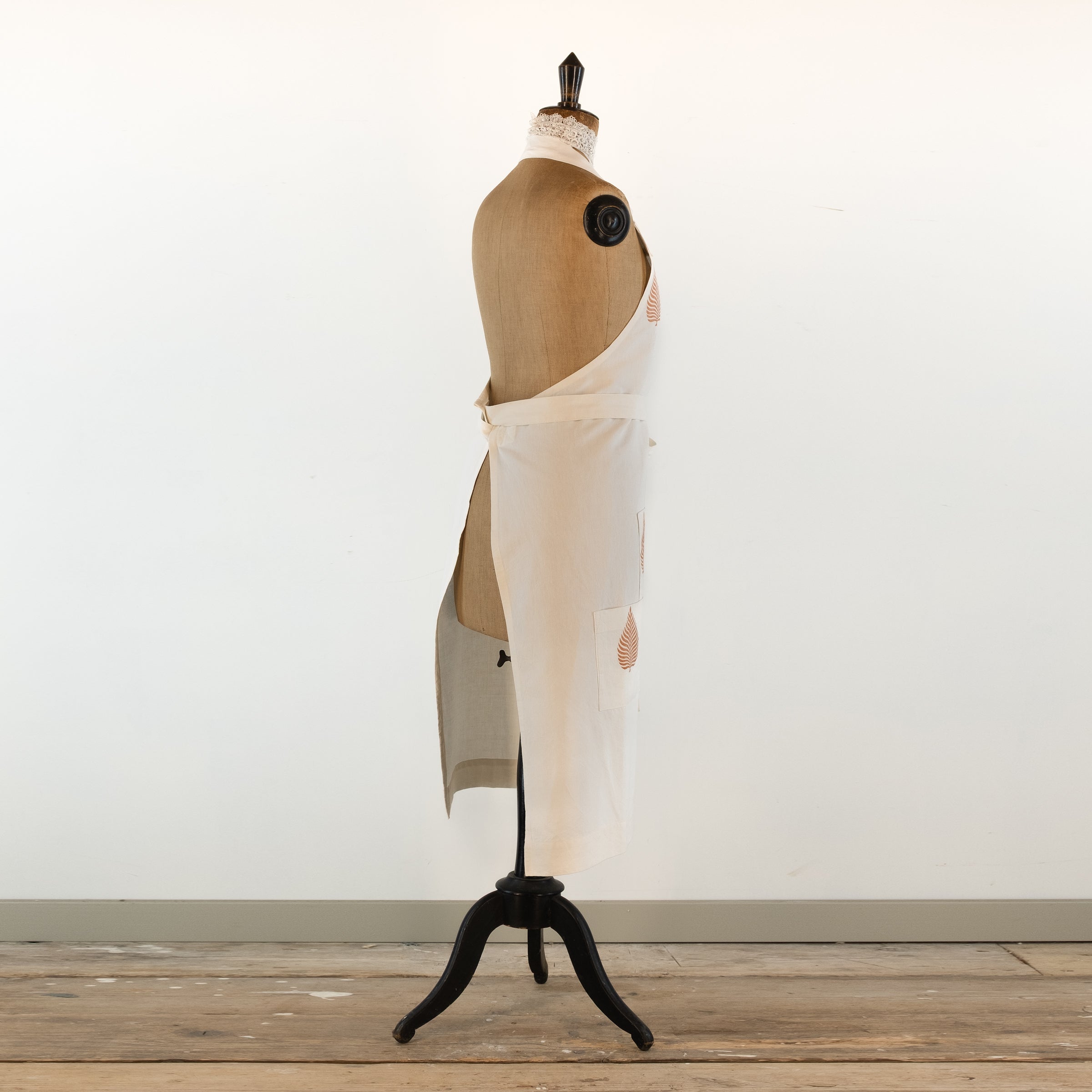 Large Leaf printed cook's apron, dyed vintage French linen - baking, cooking, gardening, chef's, gift, unisex, barbecue